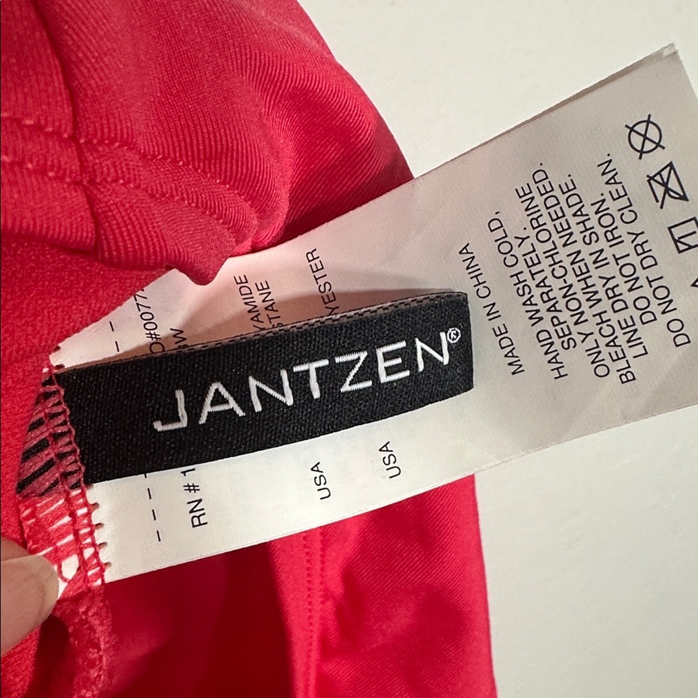 Jantzen NWT One-Piece Swimsuit Sugar Coral Hot Pink Plus Size 18W Built-In Bra - Picture 5 of 8